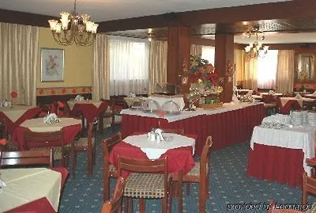 Готель Hoffinger 3*